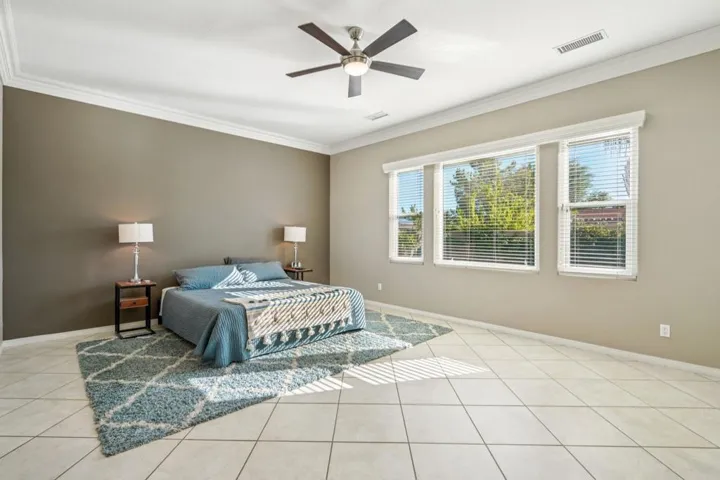 38-web-or-mls-Vista Del Aqua-S2711-040