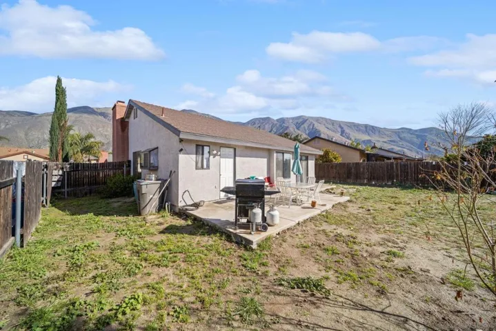 312 Blue Ridge Lane, San Jacinto, California 92583