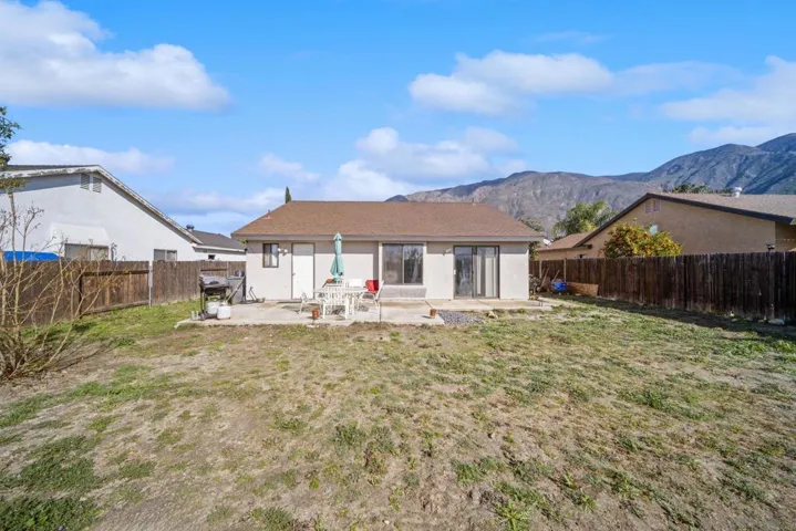 312 Blue Ridge Lane, San Jacinto, California 92583