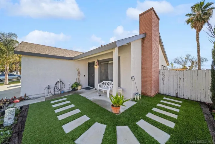 312 Blue Ridge Lane, San Jacinto, California 92583