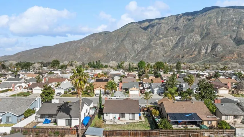312 Blue Ridge Lane, San Jacinto, California 92583