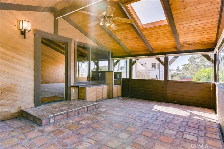 470 Warwick, Cambria, California 93428