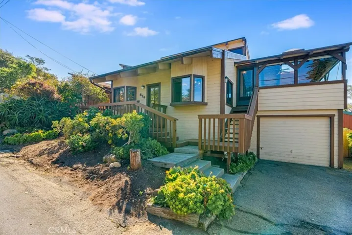 470 Warwick, Cambria, California 93428