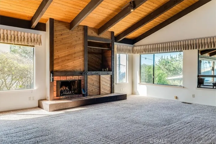 470 Warwick, Cambria, California 93428