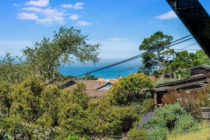 470 Warwick, Cambria, California 93428