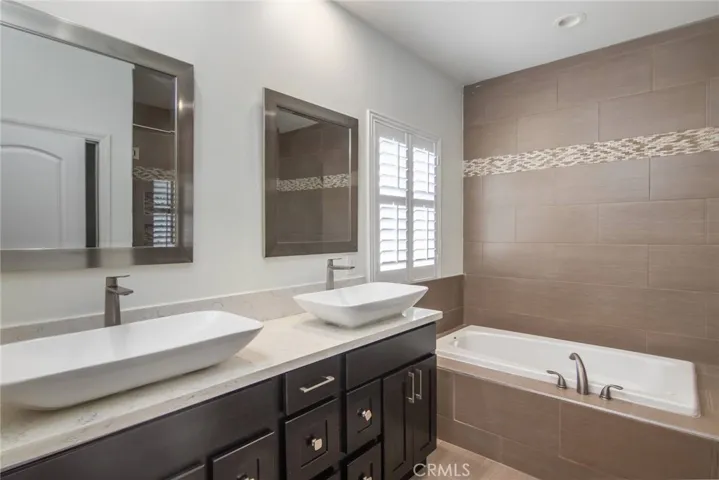 27708 Ferguson Drive, Castaic, California 91384