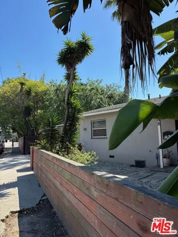 688 Mildred Avenue, Venice, California 90291