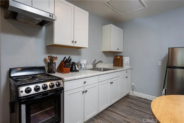 Studio Kitchenette