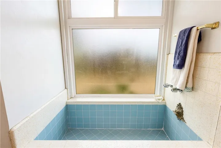 Tub in Bathroom 2