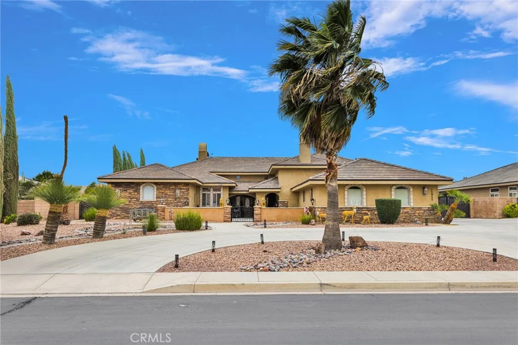 12935 Galewood