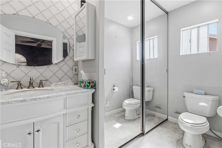 10457 Variel Avenue, Chatsworth, California 91311