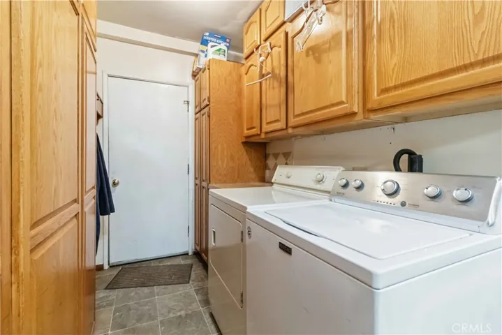 10457 Variel Avenue, Chatsworth, California 91311