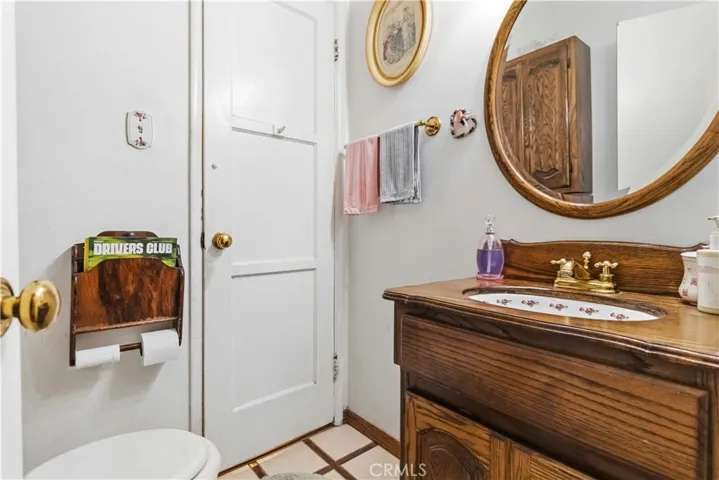 10457 Variel Avenue, Chatsworth, California 91311