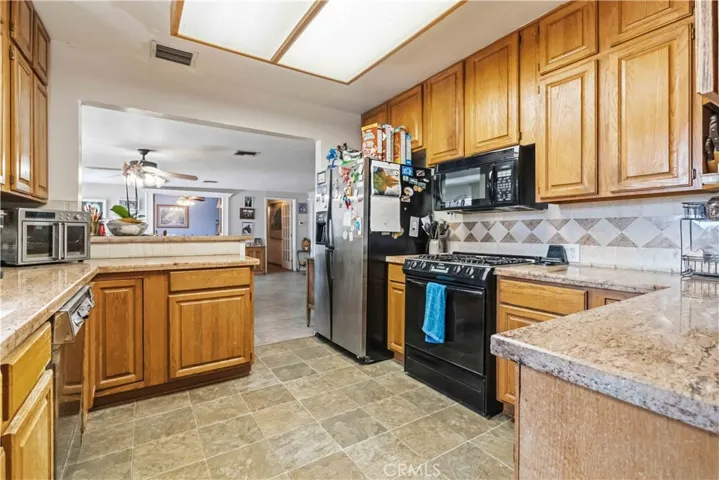 10457 Variel Avenue, Chatsworth, California 91311