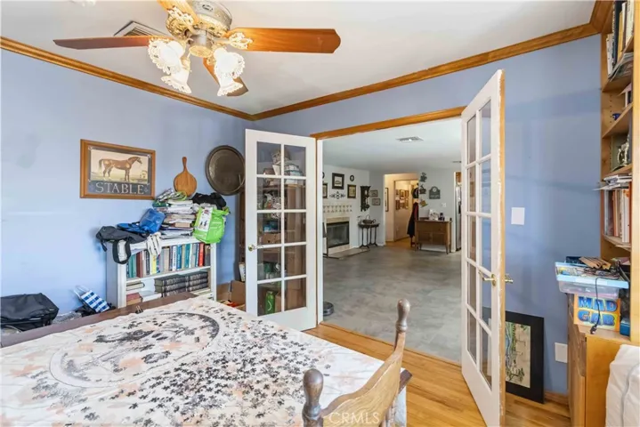 10457 Variel Avenue, Chatsworth, California 91311
