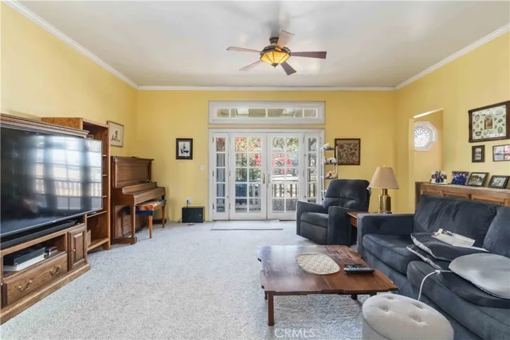10457 Variel Avenue, Chatsworth, California 91311