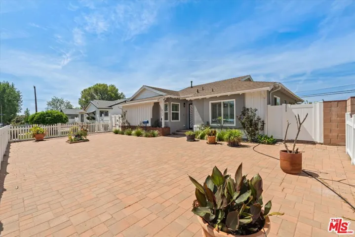 9313 Hayvenhurst Avenue, North Hills, California 91343