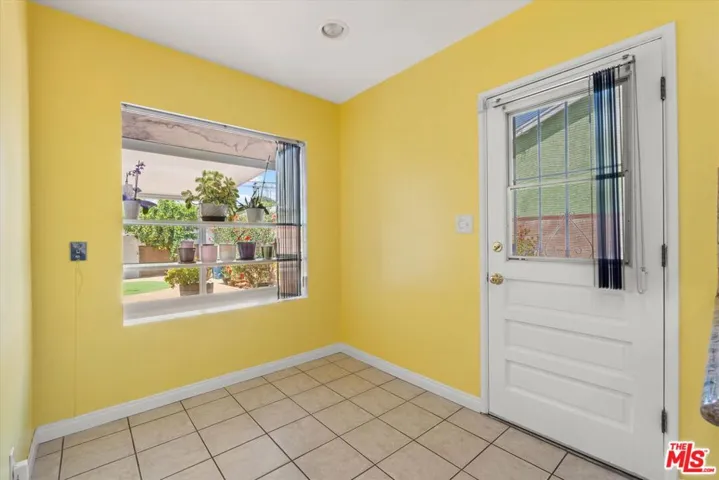 9313 Hayvenhurst Avenue, North Hills, California 91343