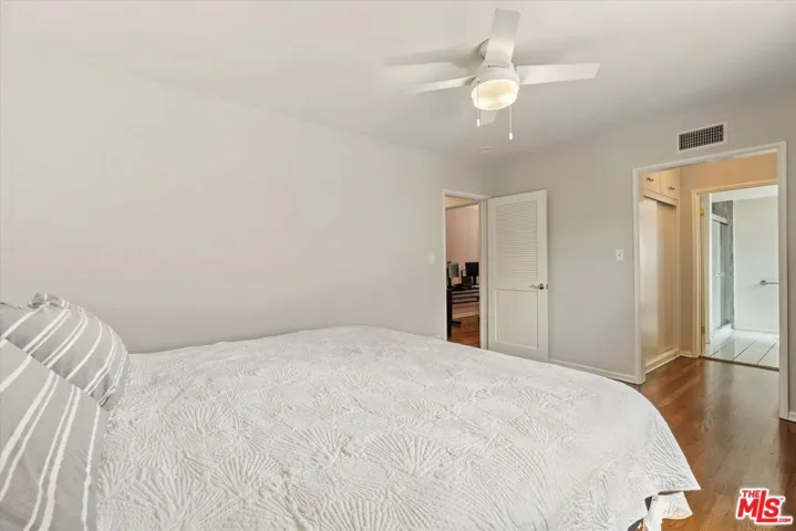 9313 Hayvenhurst Avenue, North Hills, California 91343