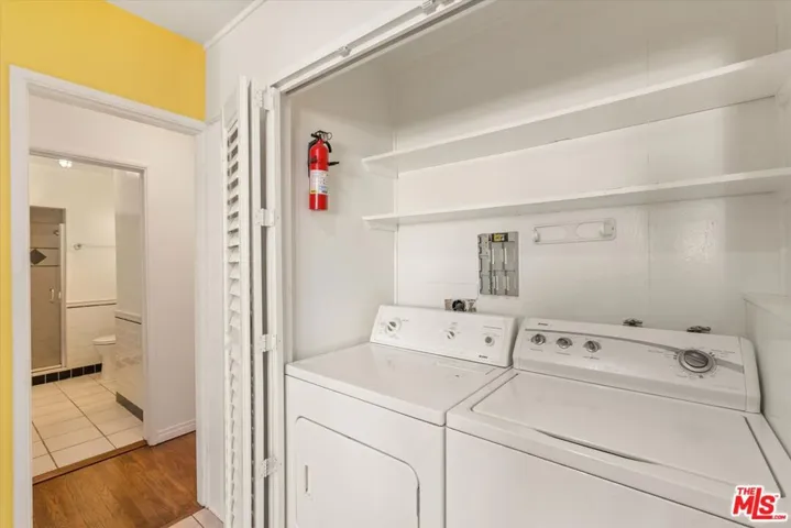 9313 Hayvenhurst Avenue, North Hills, California 91343