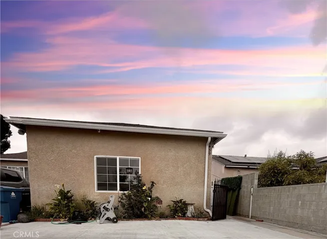 Front Entrance of Unit.