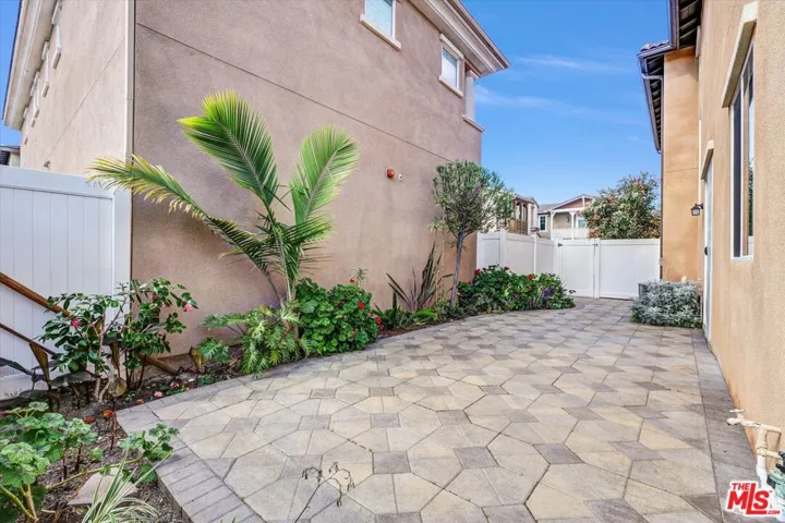 22740 Meyler Street, Torrance, California 90502