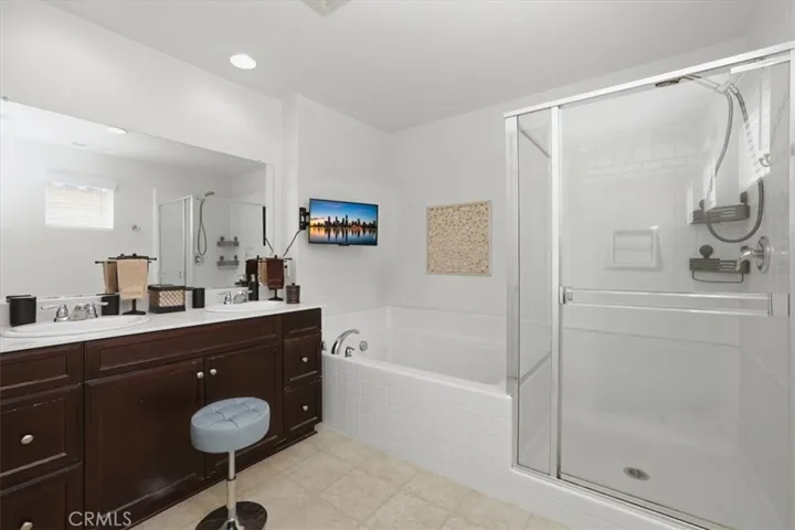 7205 Enclave, Eastvale, California 92880