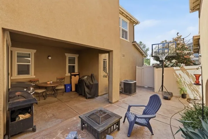 7205 Enclave, Eastvale, California 92880