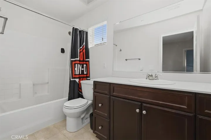 7205 Enclave, Eastvale, California 92880