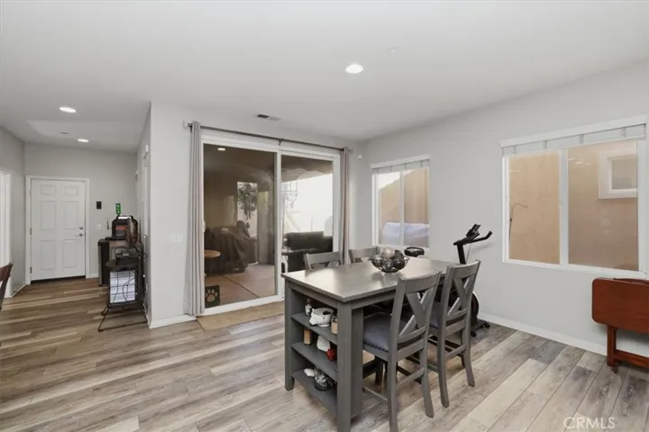 7205 Enclave, Eastvale, California 92880