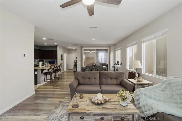 7205 Enclave, Eastvale, California 92880
