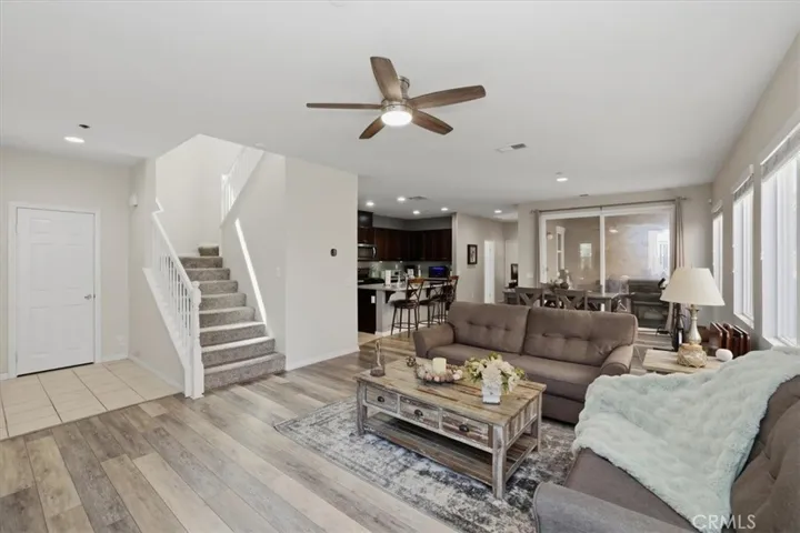7205 Enclave, Eastvale, California 92880