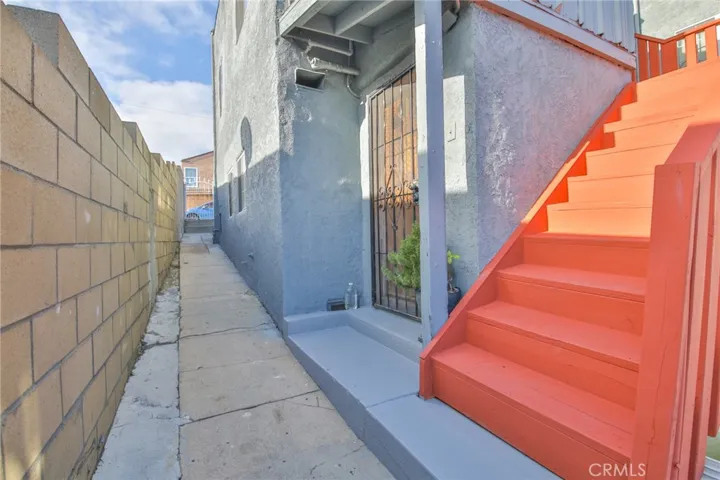 1504 Attridge Avenue, Los Angeles, California 90063