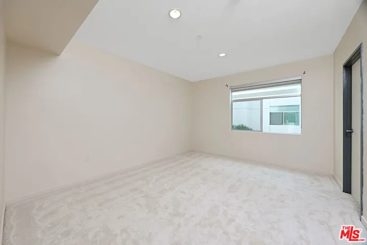 3119 Via Dolce 302, Marina Del Rey, California 90292