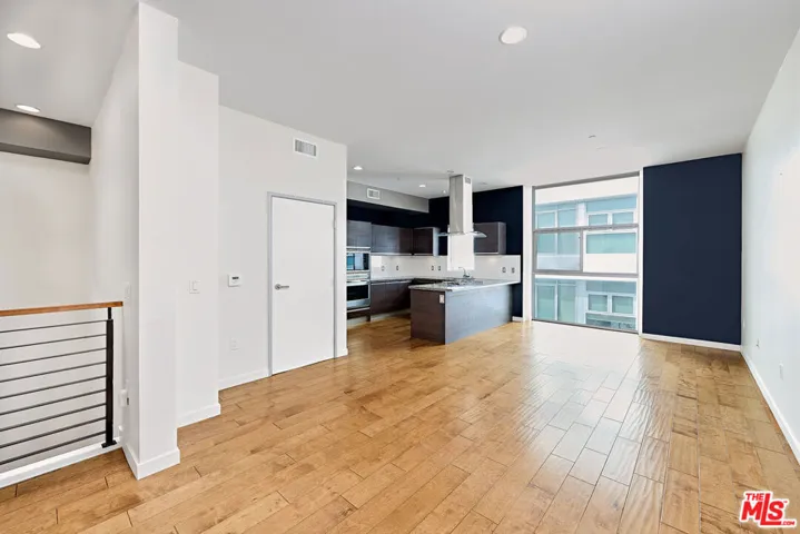 3119 Via Dolce 302, Marina Del Rey, California 90292
