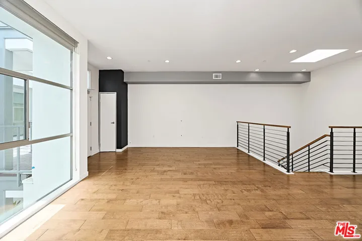 3119 Via Dolce 302, Marina Del Rey, California 90292