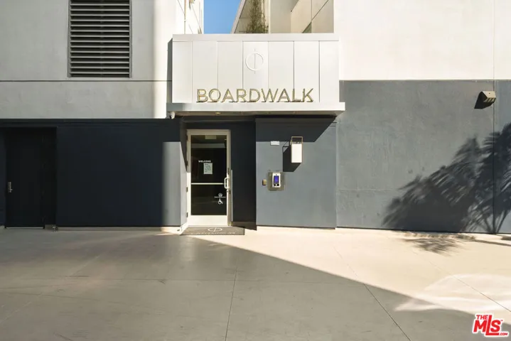 3119 Via Dolce 302, Marina Del Rey, California 90292