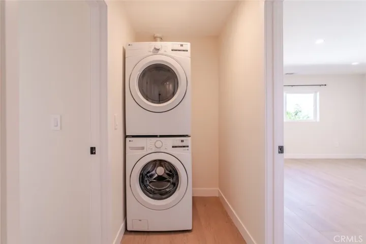 10425 Pinyon Avenue, Tujunga, California 91042
