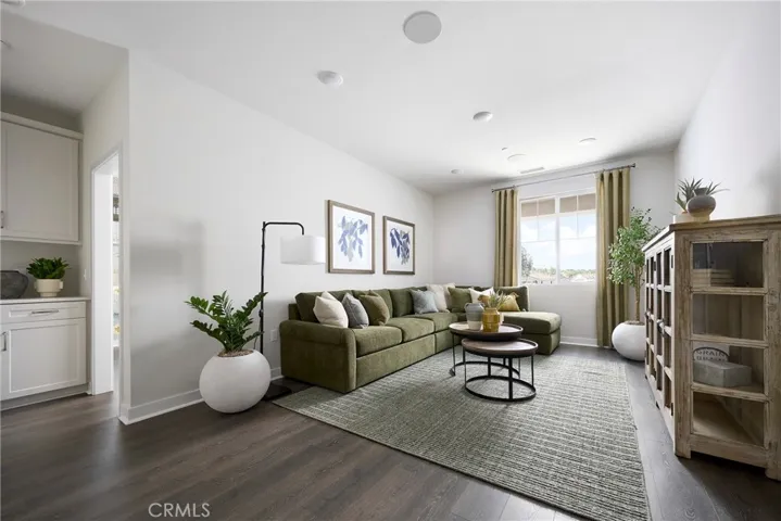 Model Home Photos – Same Floor Plan, Finishes May Vary