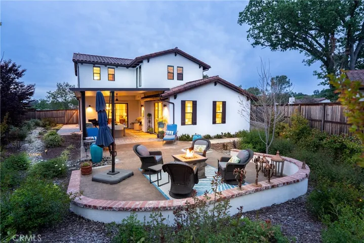 9300 Via Castillo, Atascadero, California 93422