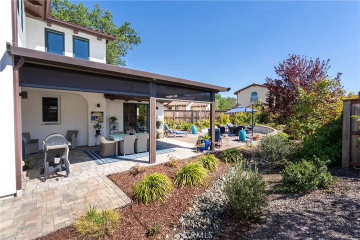 9300 Via Castillo, Atascadero, California 93422
