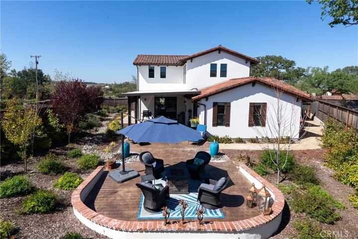 9300 Via Castillo, Atascadero, California 93422