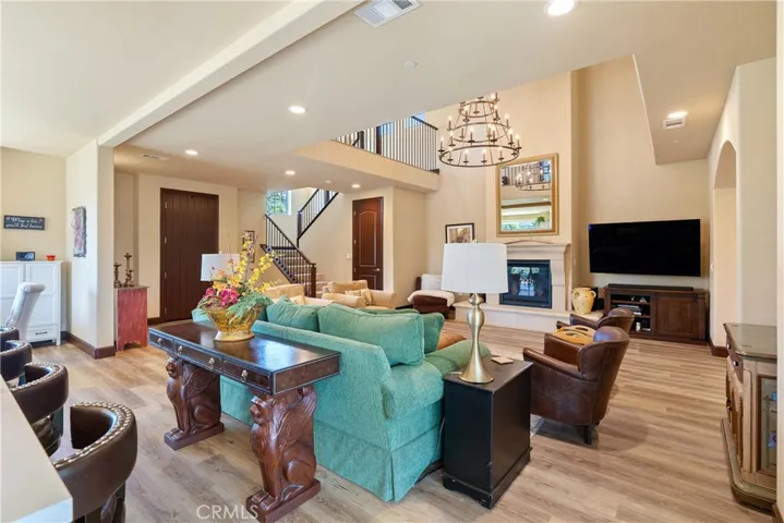 9300 Via Castillo, Atascadero, California 93422
