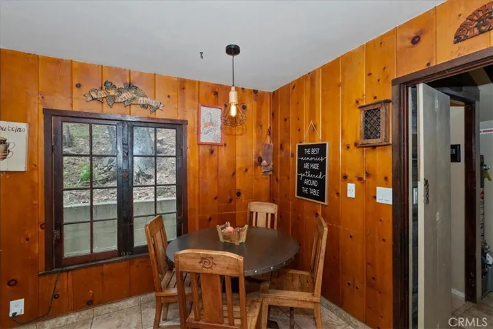 770 Cottage Grove, Lake Arrowhead, California 92352