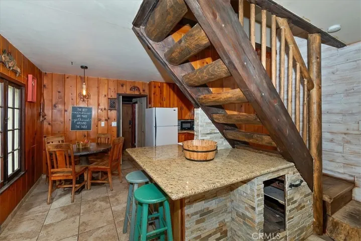 770 Cottage Grove, Lake Arrowhead, California 92352
