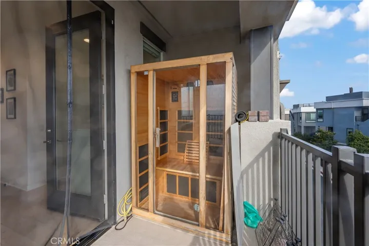 1068 Hampton, Costa Mesa, California 92627