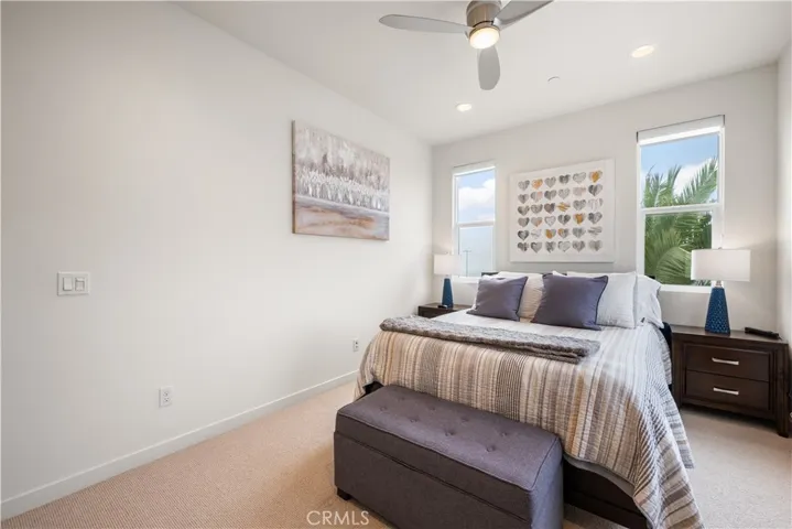1068 Hampton, Costa Mesa, California 92627