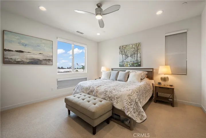 1068 Hampton, Costa Mesa, California 92627