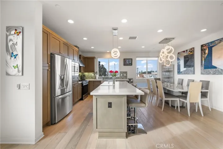 1068 Hampton, Costa Mesa, California 92627