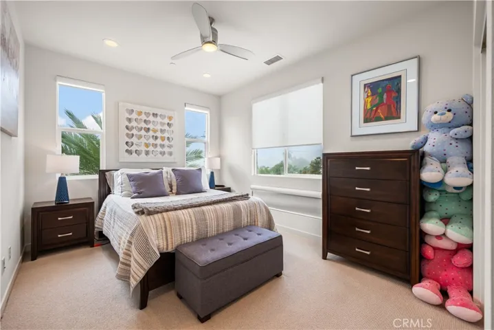1068 Hampton, Costa Mesa, California 92627